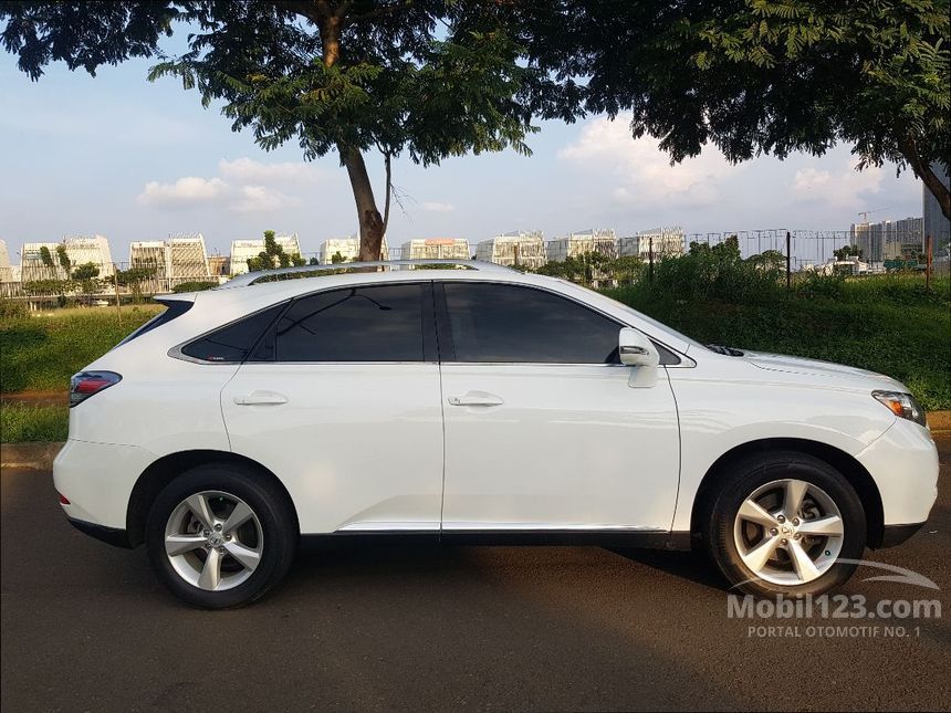 Lexus rx al10