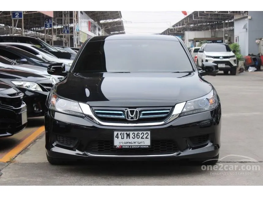 2014 Honda Accord Hybrid i-VTEC Sedan