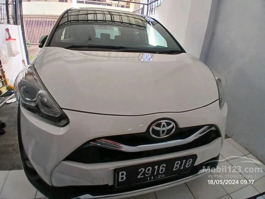 Jual Mobil Toyota Sienta 2019 V 1.5 di DKI Jakarta Automatic MPV Putih Rp 195.000.000