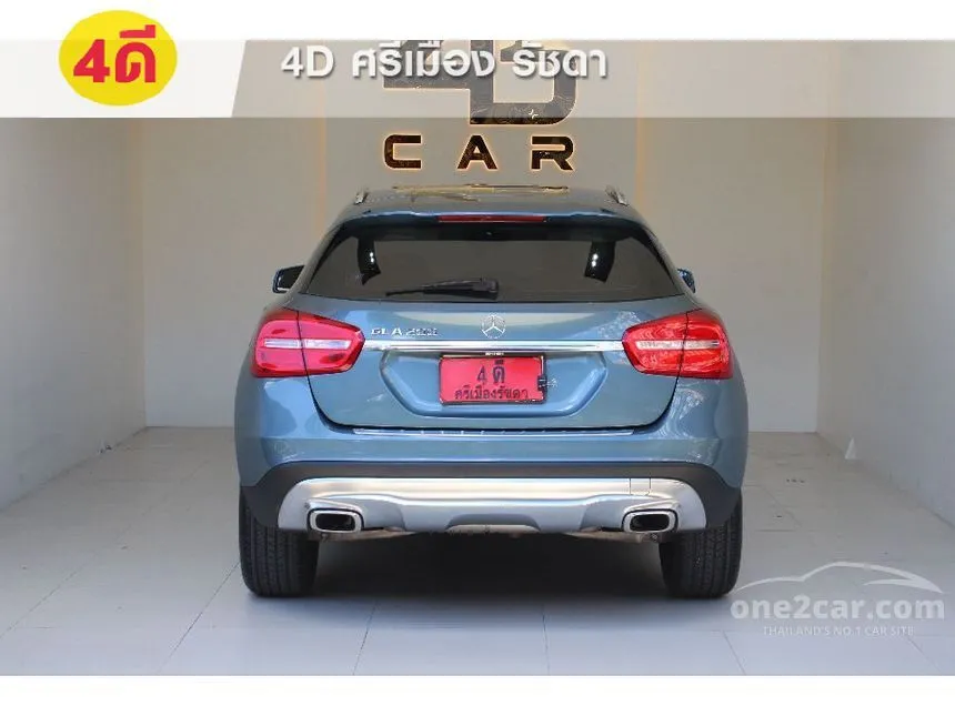 2016 Mercedes-Benz GLA200 Urban SUV