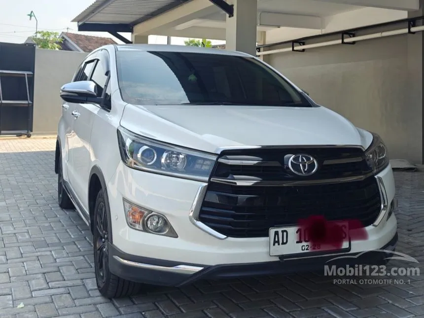 2018 Toyota Kijang Innova Venturer MPV