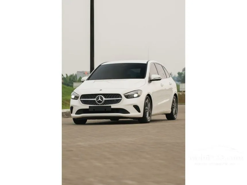 2020 Mercedes-Benz B200 Progressive Line Hatchback