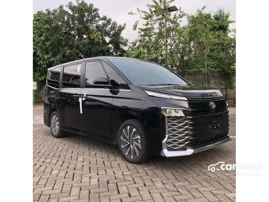 2023 Toyota Voxy Van Wagon