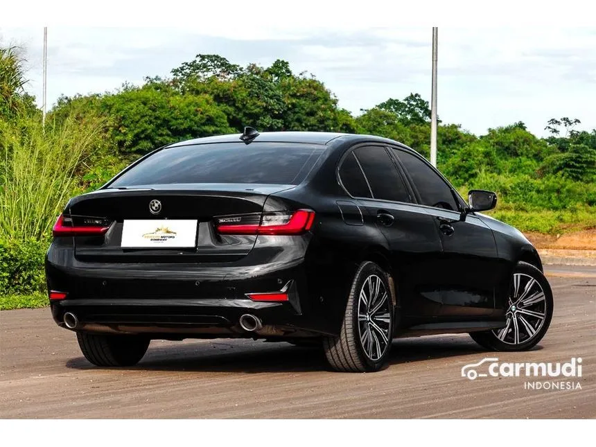 2022 BMW 320i Sport Sedan