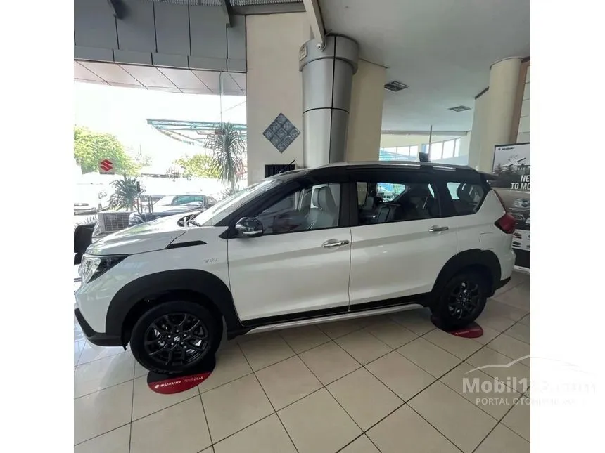 Jual Mobil Suzuki XL7 2024 ALPHA Hybrid 1.5 di DKI Jakarta Automatic Wagon Putih Rp 274.400.000