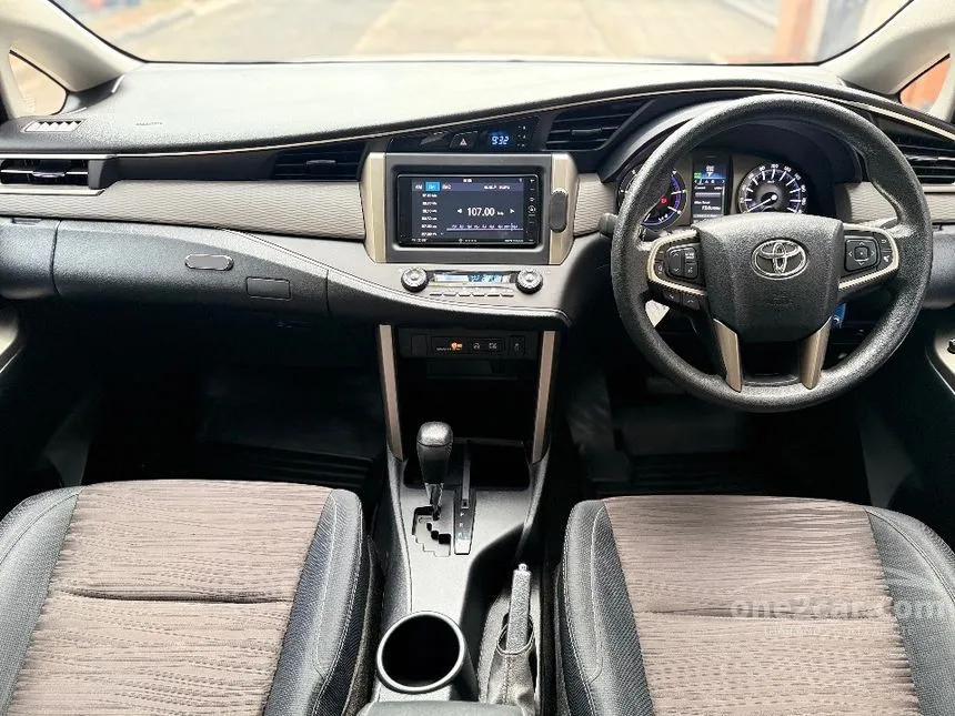 2018 Toyota INNOVA Crysta G Wagon