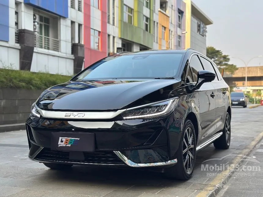 2024 BYD M6 Superior 7 Seater MPV