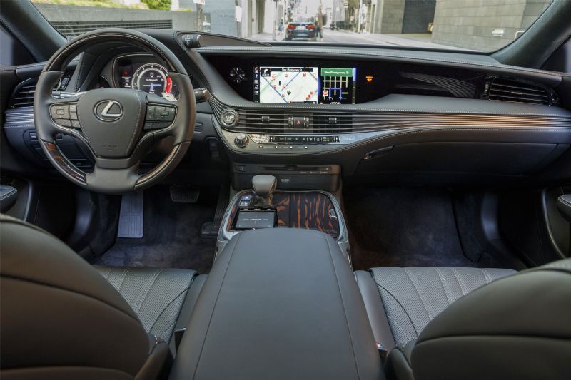 All-new Lexus LS Tunjukkan Kemewahan Khas Jepang 1