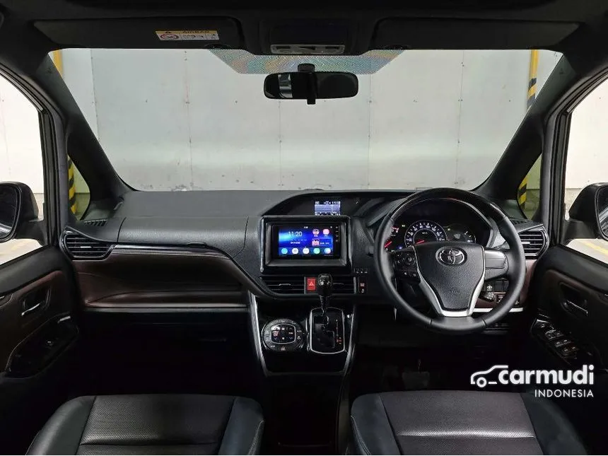 2020 Toyota Voxy MPV