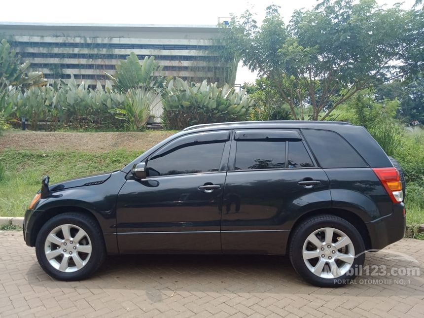 Jual Mobil  Suzuki  Grand  Vitara  2009 2 4 2 4 di DKI Jakarta  