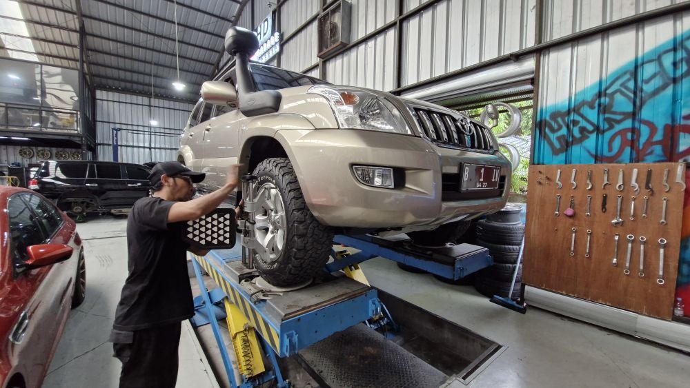 Biaya Spooring Balancing Mulai Rp200 Ribuan, Penting Agar Mobil Tetap Lurus dan Stabil