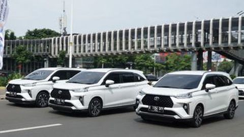 Test Drive Toyota Veloz: Terbukti Bisa Mengerem Sendiri, asalkan…