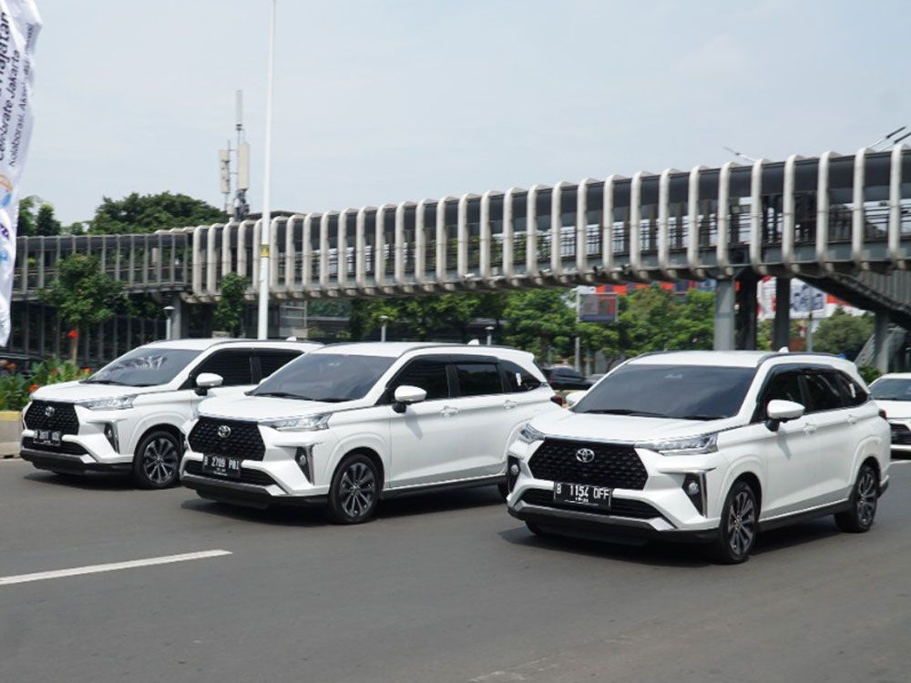 Test Drive Toyota Veloz: Terbukti Bisa Mengerem Sendiri, asalkan…