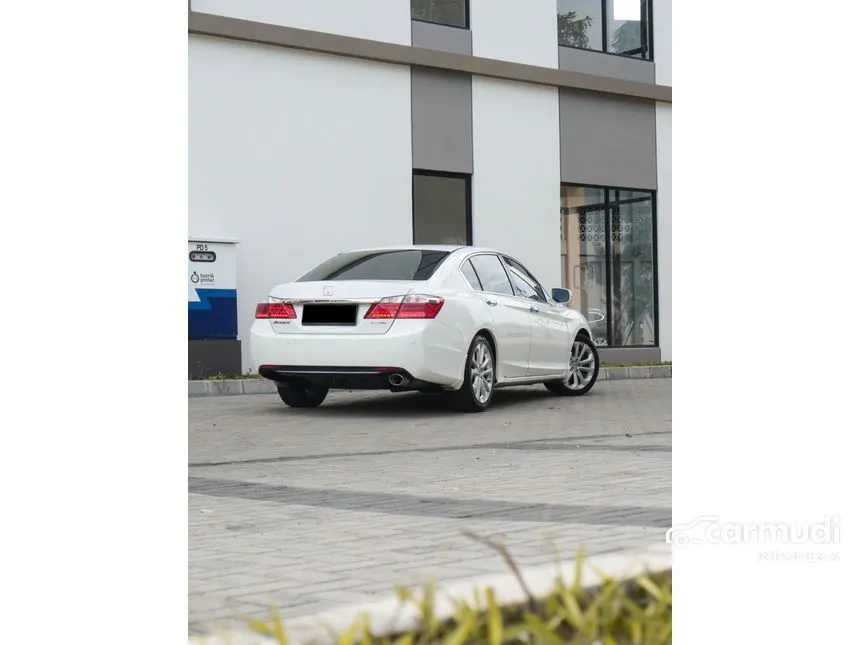 2013 Honda Accord VTi-L Sedan