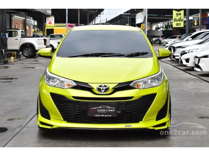 2018 Toyota YARIS E Hatchback