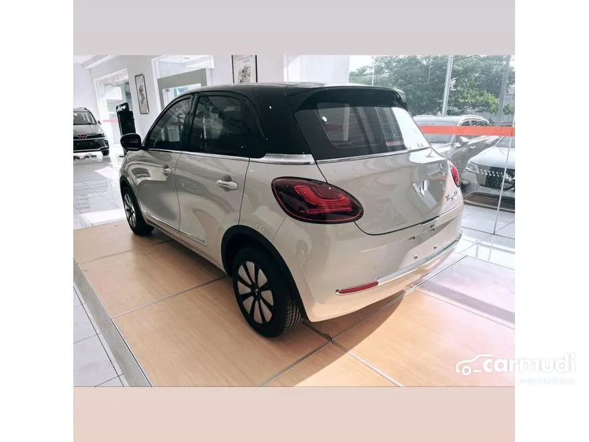 2024 Wuling Binguo EV Premium Range Hatchback