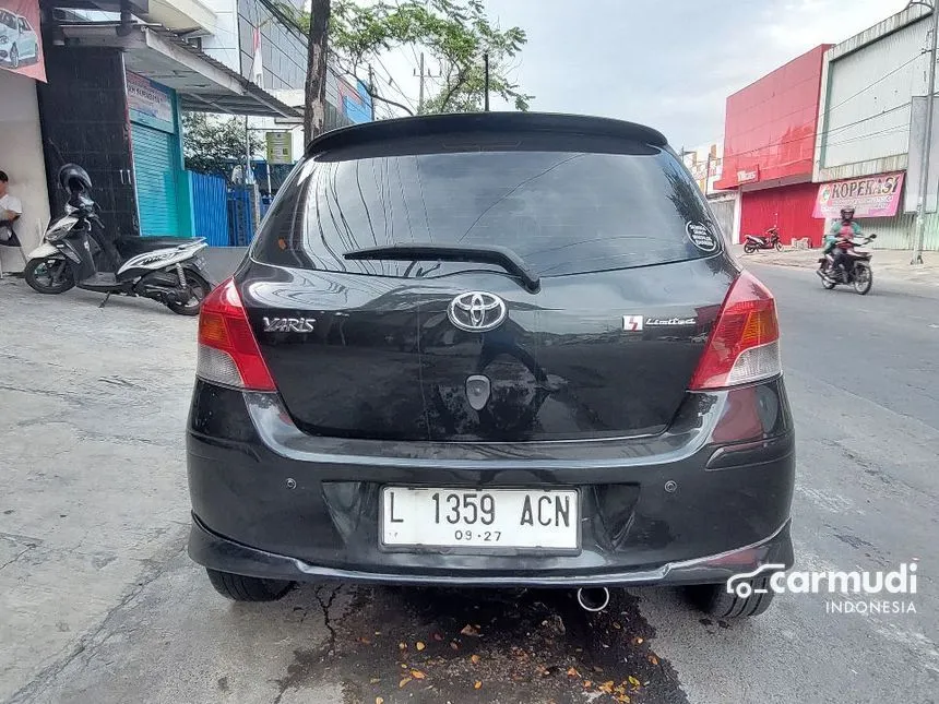 2010 Toyota Yaris S Limited Hatchback