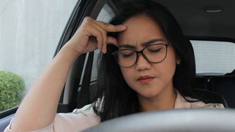Ini Bahaya Mengemudi Saat Sakit