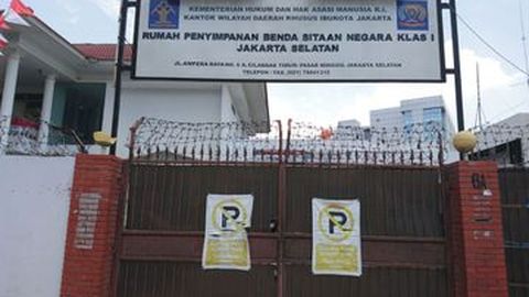 Daftar Lengkap Mobil Sitaan KPK yang akan Dilelang