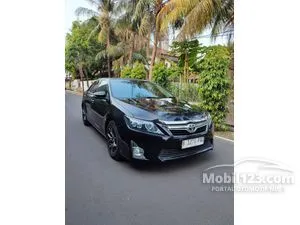 2014 Toyota Camry 2.5 Hybrid Sedan