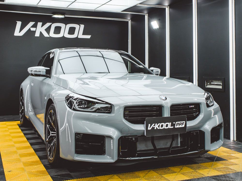 V-Kool Rilis Pelindung Cat Mobil Kelas Atas di IIMS 2026, Mobil ‘Sultan ...