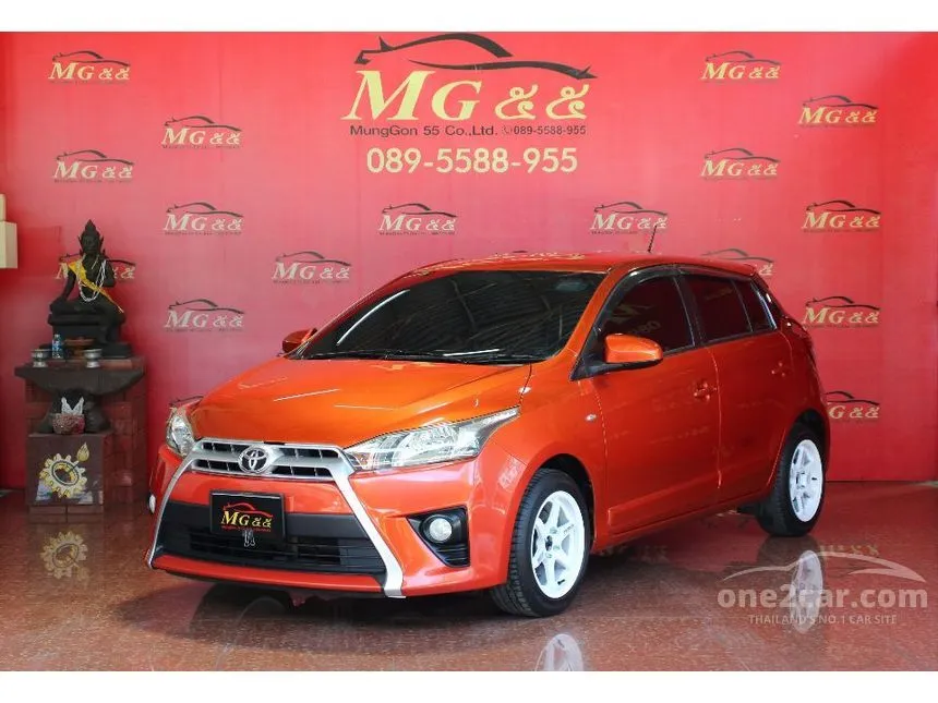 2015 Toyota YARIS E Hatchback