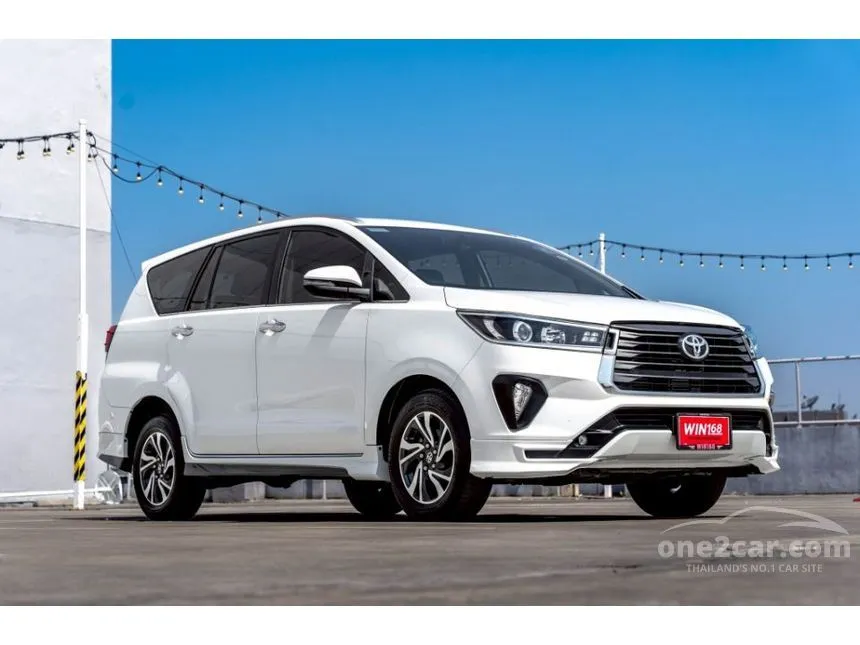 2023 Toyota INNOVA Crysta Wagon