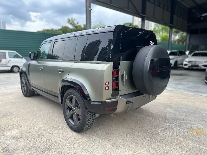 2021 Land Rover Defender 110 D300 SUV