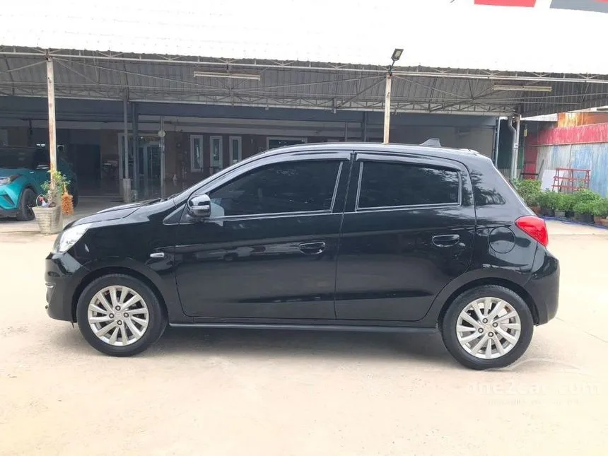 2016 Mitsubishi MIRAGE GLX Hatchback