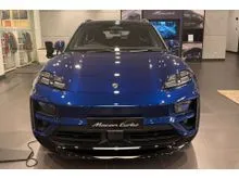 2025 Porsche Macan 0.0 Turbo SUV **FREE 1 Year Extension Warranty worth 12,500 + 2 Years Service Package + Ready Stock** - Best Time to Get New Car