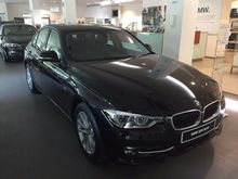 BMW 320i 2.0 Sport 2017(New)