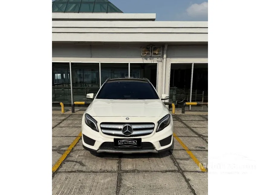 2015 Mercedes-Benz GLA200 Urban SUV