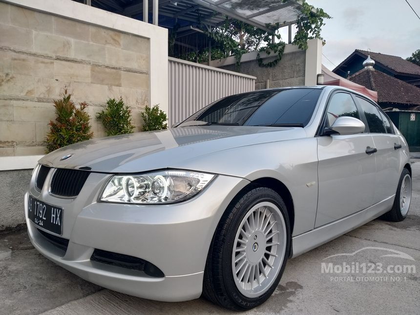 Jual Mobil  BMW  320i 2005 E90 2 0 di Yogyakarta  Automatic 