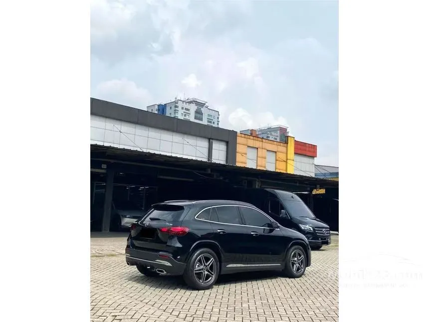 2024 Mercedes-Benz GLA200 AMG Line SUV