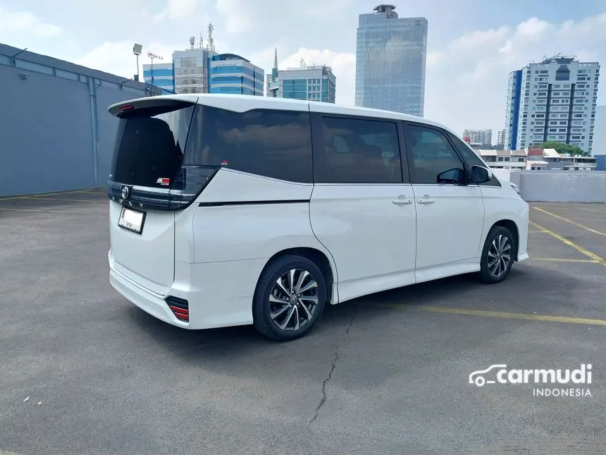 2023 Toyota Voxy Van Wagon