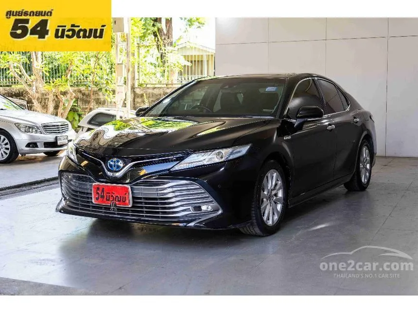 2020 Toyota Camry Hybrid Premium Sedan