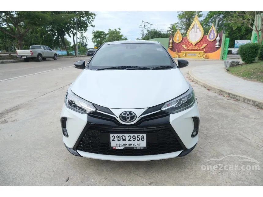 2021 Toyota YARIS Sport Premium Hatchback