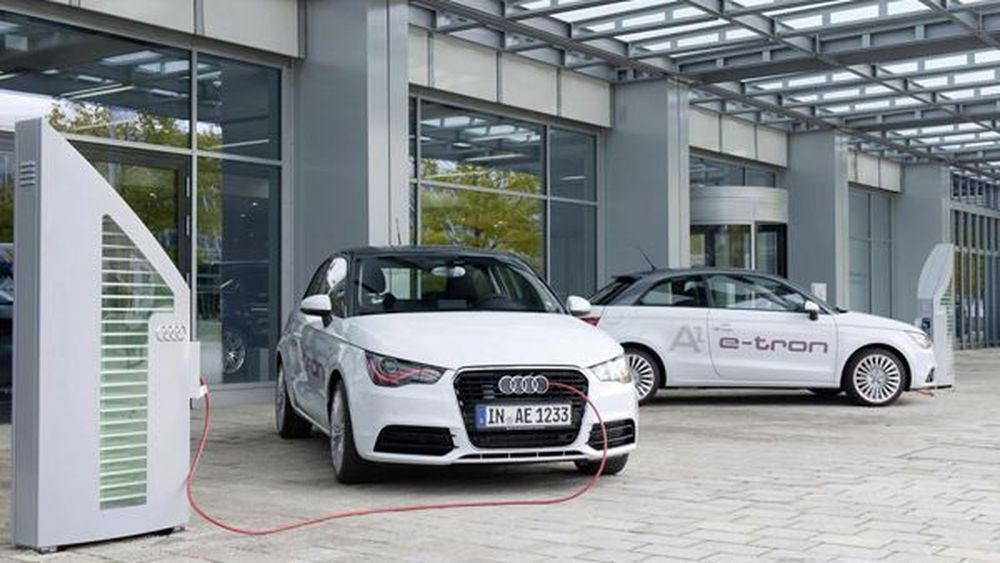 Audi a1 deals e tron