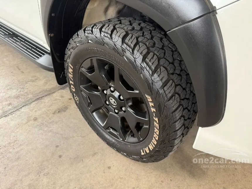2020 Toyota HILUX REVO G Prerunner Rocco Double Cab Pickup