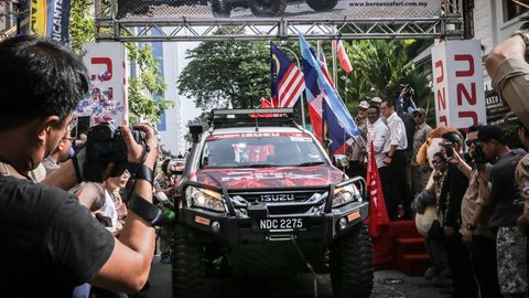 Isuzu mu-X and D-Max Leading The Charge In Borneo Safari 2017