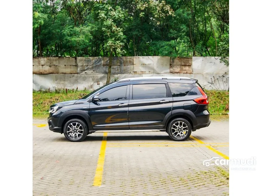 2022 Suzuki XL7 Zeta SUV