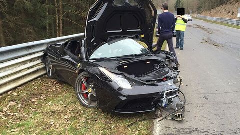 For Only RM16, You Can Help This Man Repair His Crashed Ferrari 458 Speciale