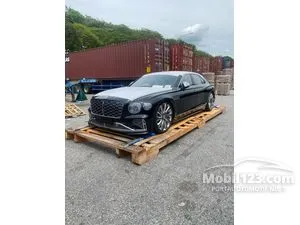 2025 Bentley Flying Spur 4.0 Mulliner V8 Sedan