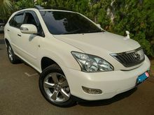 2012 Toyota Harrier 2.4 L PREMIUM 240G SUV. TDP 53jt Angs 7,8jt x 47