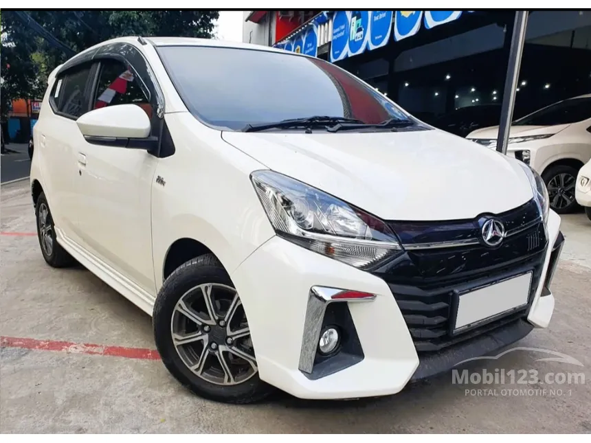 2022 Daihatsu Ayla R Hatchback