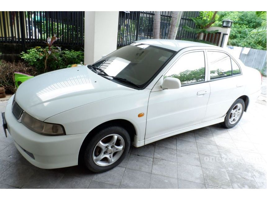 2001 Mitsubishi Lancer 1.6 F Style ท้ายเบนซ์ (ปี 96-02) Glxi Sedan Mt 