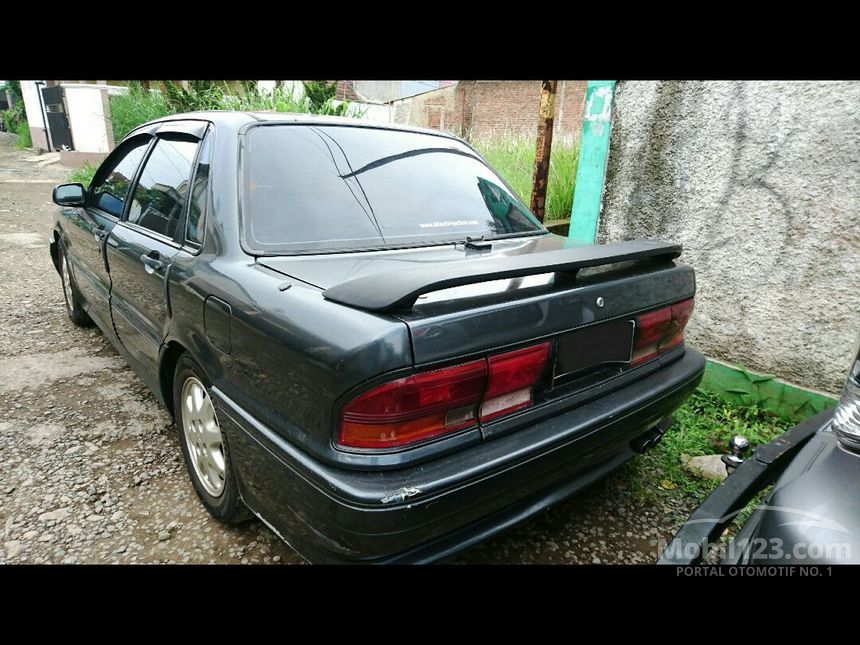 1992 Mitsubishi Eterna 2.0 Manual Sedan