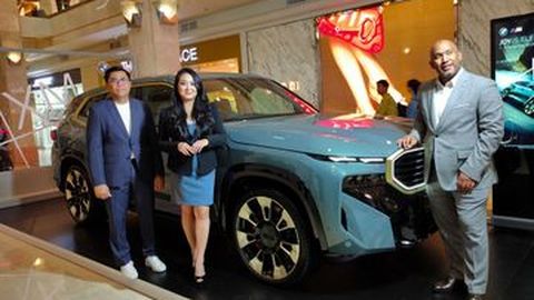 BMW untuk Pertama Kalinya Gelar Pameran Khusus Mobil Listrik di Indonesia
