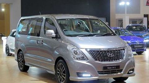 Memanjakan Diri di Kabin New Hyundai H-1