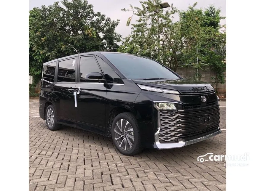 2024 Toyota Voxy Van Wagon